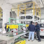 2台の25kgペットフード自動計量袋詰め搬送パレット積載ラインが顧客工場で稼働開始